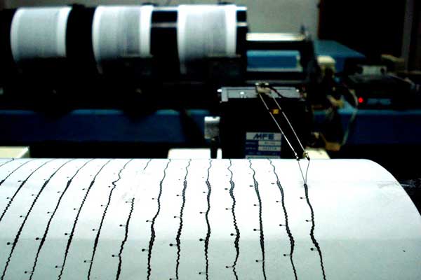 Kuzey Kore'de deprem!