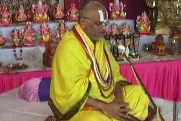 Hindistan'da tecavüzle suçlanan guru gözaltında