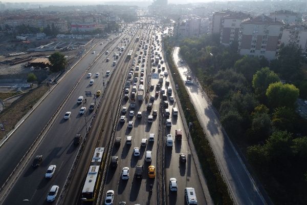 İstanbul'da yarın bazı yollar trafiğe kapatılacak