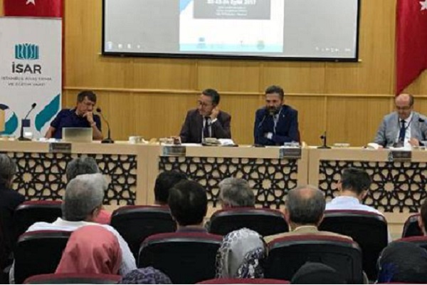 Kur'an ve Hadis yegâne referans