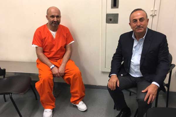 Çavuşoğlu'ndan ABD'de yargılanan korumalara ziyaret!