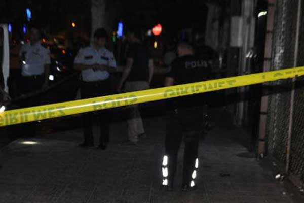 Kafeteryada silahlı kavga: 1 ölü