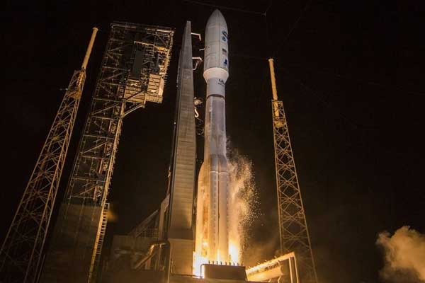 ABD casus uydu fırlattı