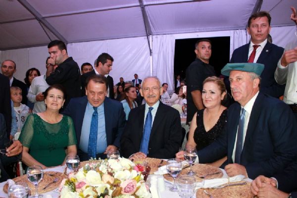 Kemal Kılıçdaroğlu, Muharrem İnce'nin oğlunun düğününe katıldı