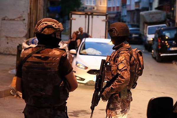 Uyuşturucu satıcılarına şafak operasyonu