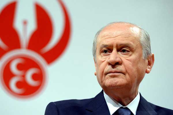 Bahçeli: Korsan referandum yok hükmündedir