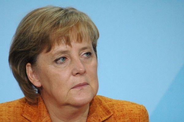 Angela Merkel, kendisini destekleyen seçmenlere teşekkür etti