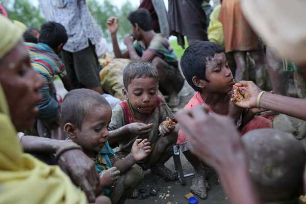 Katar'dan Arakanlı Müslümanlara yardım
