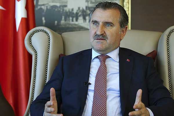 Bakan Bak'tan Ayşegül Pehlivanlar'a tebrik