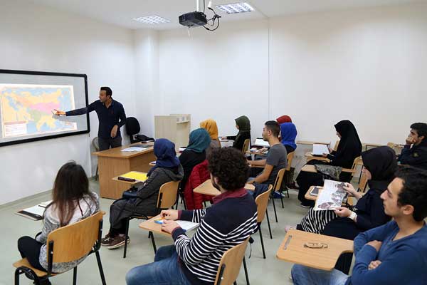 Kağıthane Belediyesi'nden bir destek de üniversite öğrencilerine