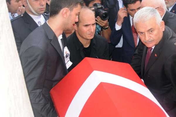 Abdülkadir Yüksel toprağa verildi