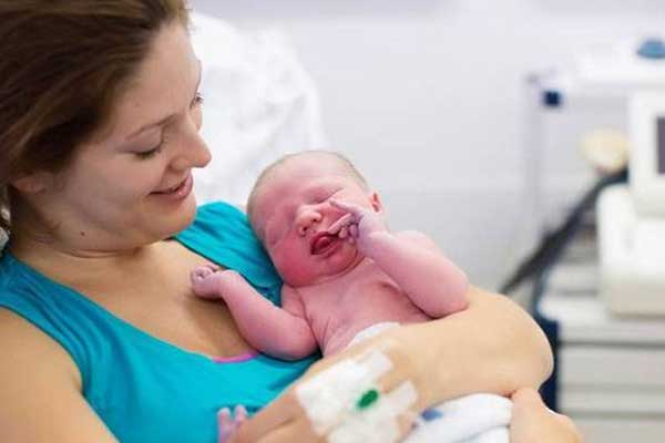 İrlanda kürtaj yasağını referanduma götürecek