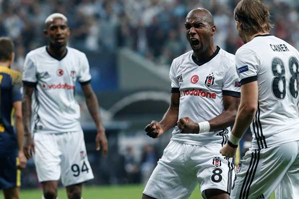 Beşiktaş Şampiyonlar Ligi'nde lider oldu