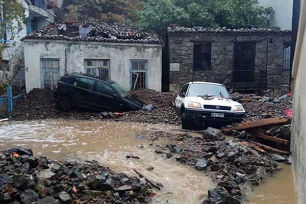 Semadirek’te fırtınadan sonra OHAL