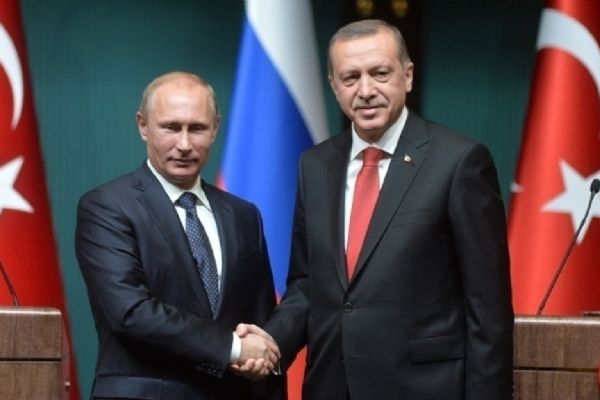 Vladimir Putin yarın Türkiye'ye geliyor