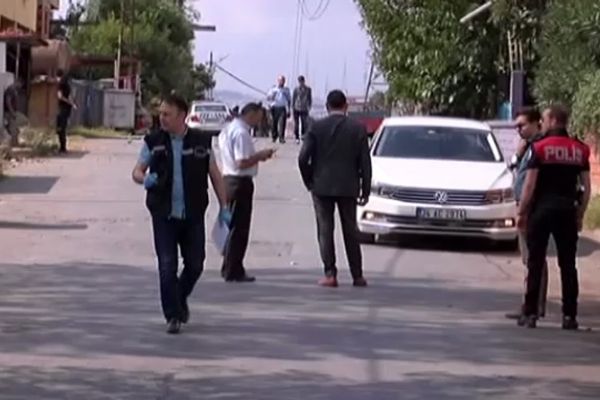 Ümraniye'de iki grup arasında kavga: 3 kişi yaralandı