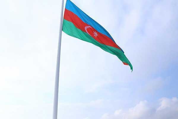 Azerbaycan'dan 4 Türk'e soruşturma