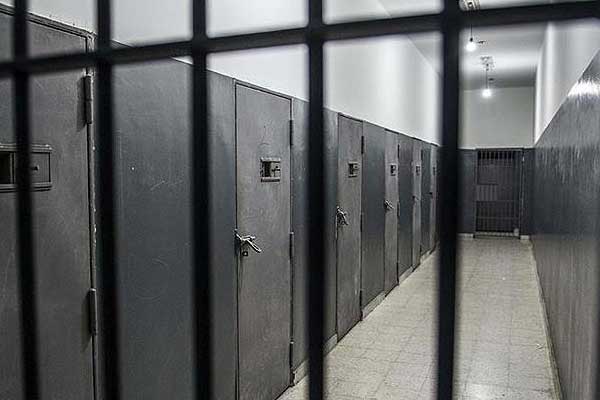 Lübnan'da 9 kişiye idam cezası verildi