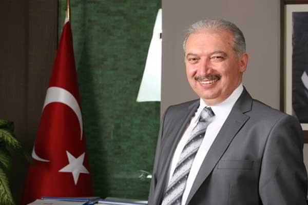 Yeni İBB başkanı görevi devraldı