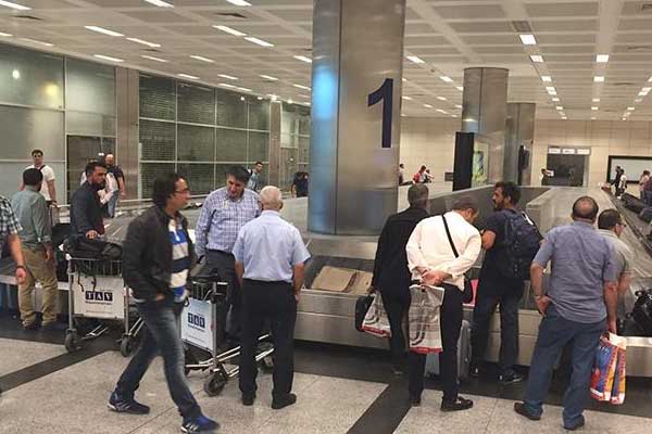 Türk işçiler tahliye ediliyor!