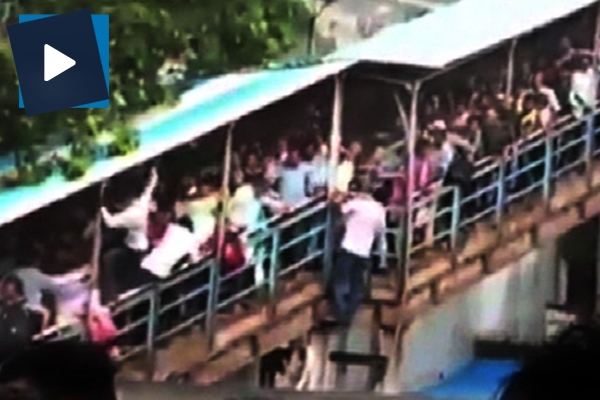 Hindistan’da tren istasyonunda izdiham!