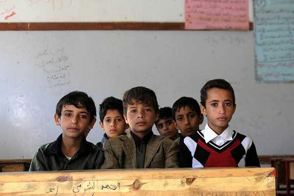 Yemen'de kitapsız ve öğretmensiz ders yılı