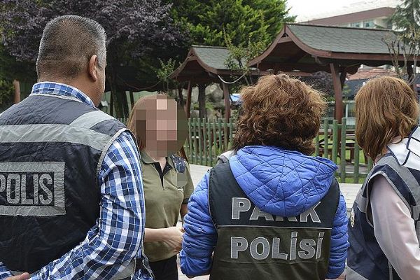 Yurt genelinde okul çevrelerinde sıkı denetim