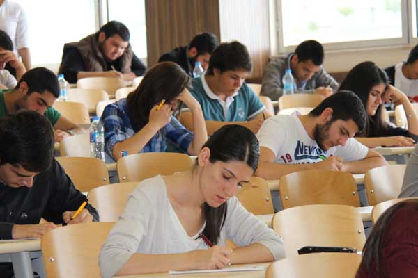 Üniversiteye üç oturumlu tek sınav