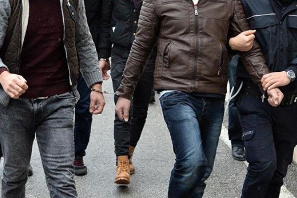 Adana'da yasa dışı bahis operasyonu: 6 kişi gözaltına alındı