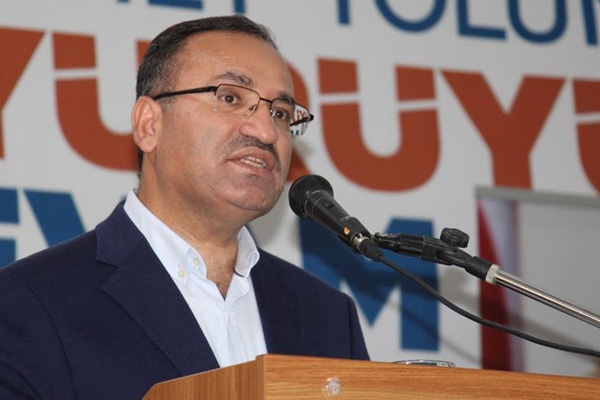 Bozdağ: Teröre en ağır darbe vuruldu