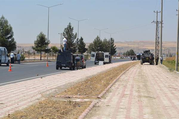 Hakkari'de bombalı araç imha edildi