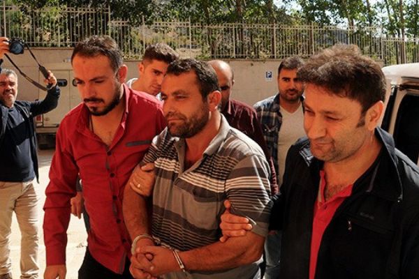 Kan donduran olay: Genç kadını önce bıçakladı sonra yaktı