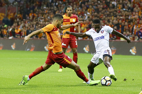 Galatasaray son dakika ile kurtardı