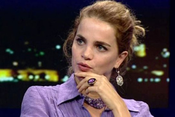 Tuğçe Kazaz: Hadi oradan cahiller!