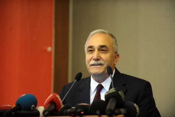 Bakan Ahmet Eşref Fakıbaba'dan 'ucuz et' müjdesi