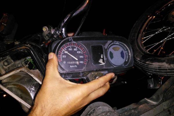 Motosiklet tırın altına girdi: 3 kişi öldü