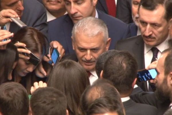 Başbakan Binali Yıldırım'dan tartışmalı referandum açıklaması