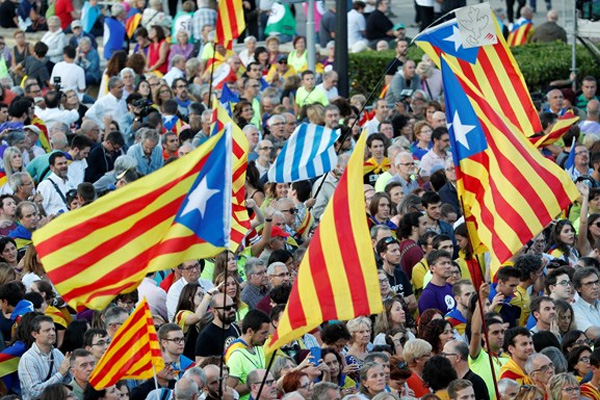 Barcelona La Liga'da kalacak mı?