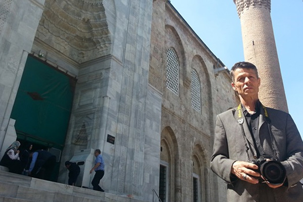 Şehit Cambaz'ın fotoğraf sergisi sanatseverle bir araya geldi