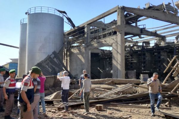 Yağ kazanı patladı: 3 kişi yaralandı