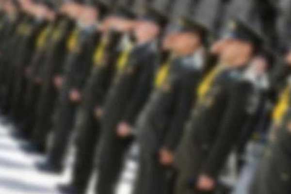 FETÖ'cü Türk subay eşiyle birlikte Rumlara sığındı