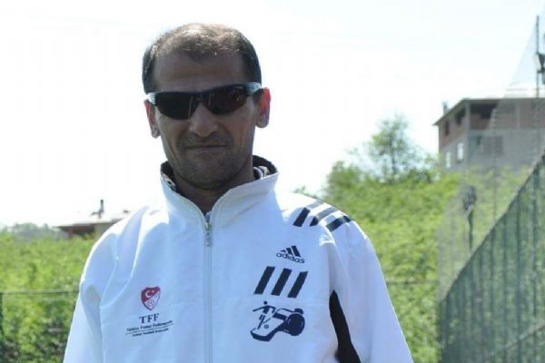Eski hakem Ferhat Kara hayatını kaybetti