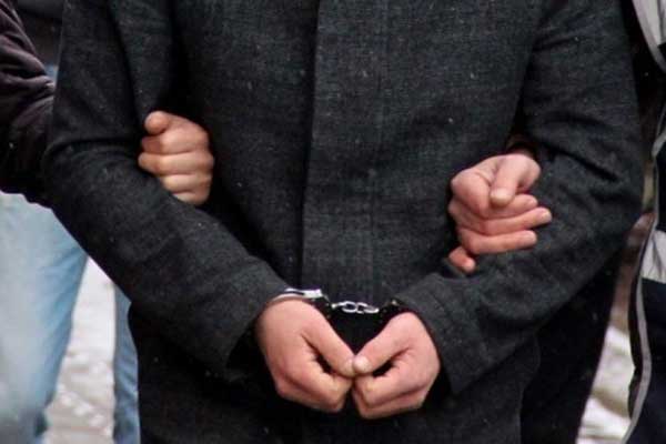 Antalya'da 44 FETÖ'cü yakalandı!