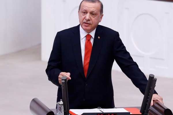 Ak Parti'de istifa iddialarına Erdoğan'dan ilk açıklama