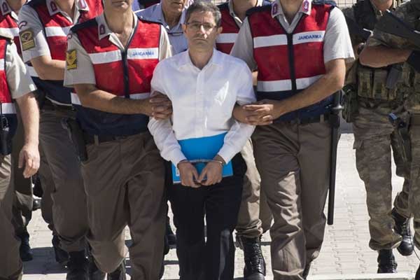 ABD o belgeyi Türkiye'ye teslim etti! Kemal Batmaz Gülen'i tanıyor...