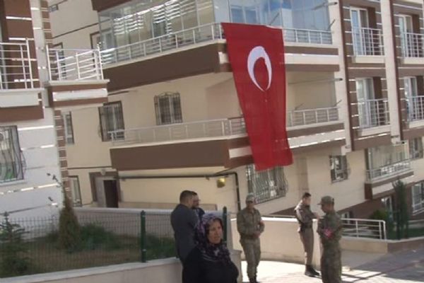 Başkent'te şehit ateşi düştü