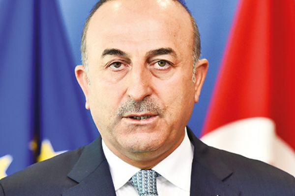 Bakan Mevlüt Çavuşoğlu, Paris'e gidiyor