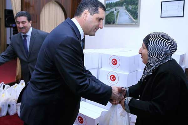 Türkiye'den Karabağ göçmenlerine yardım