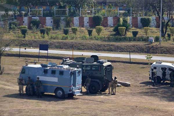 Keşmir'de barış için BM'ye çağrı