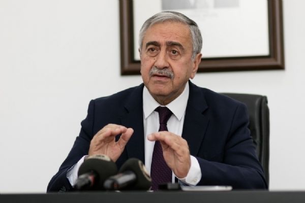 Mustafa Akıncı'dan Dışişleri Bakanına eleştiri